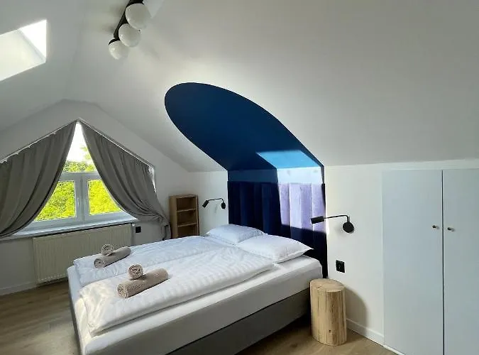 アパート Dubois コウォブジェク